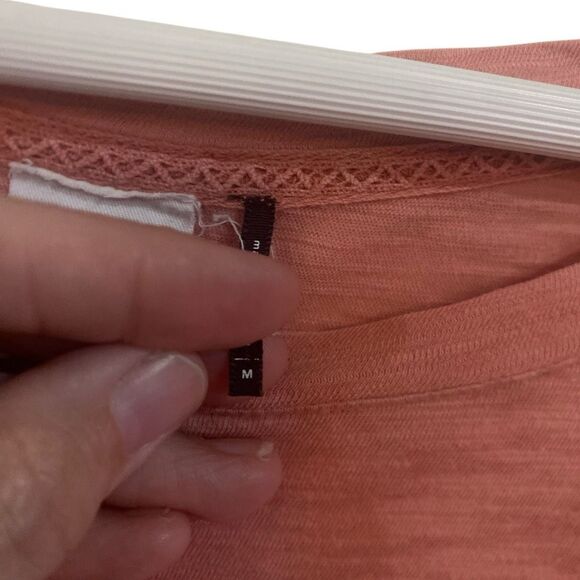 Anthropologie Akemi + Kim short ruffle sleeve medium peplum hem line ruffle - Picture 4 of 4